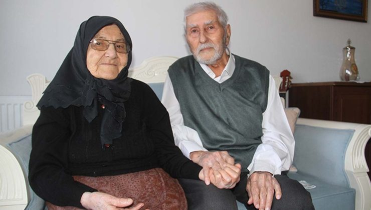 77 yıllık aşk hikayesi: Birbirlerine ilk günkü gibi sevgiyle bağlılar