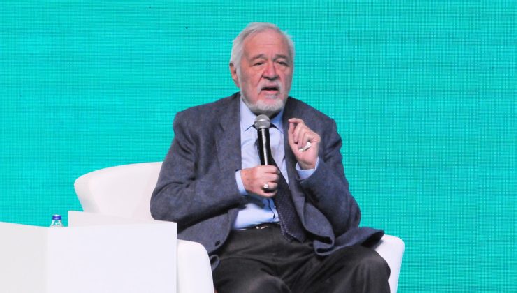 İlber Ortaylı: Eğitim sistemimiz FETÖ ile birlikte dejenere olmuştur